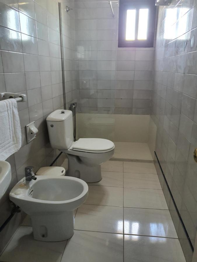 Hostal Carlos III Aldea Quintana ภายนอก รูปภาพ